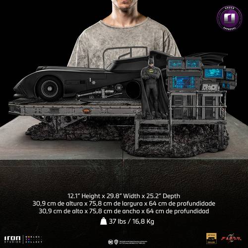 Batmobile Deluxe - The Flash - Art Scale 1:10 Statue - 1