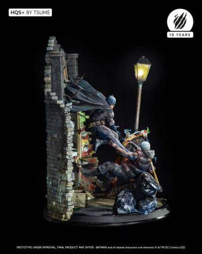 DC Comics HQS Plus Batman 1/6 Scale Limited Edition Statue - 3