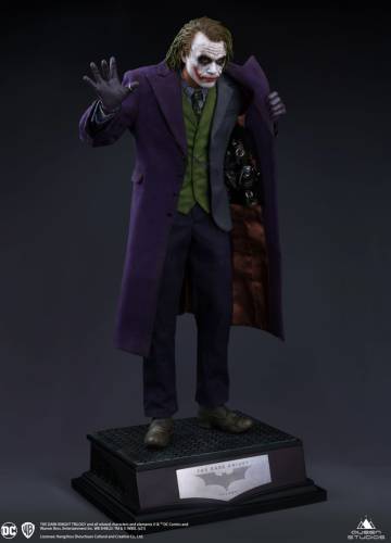 Queen Studios The Dark Knight Heath Ledger Joker 1:4 Scale Collectible Statue - 1