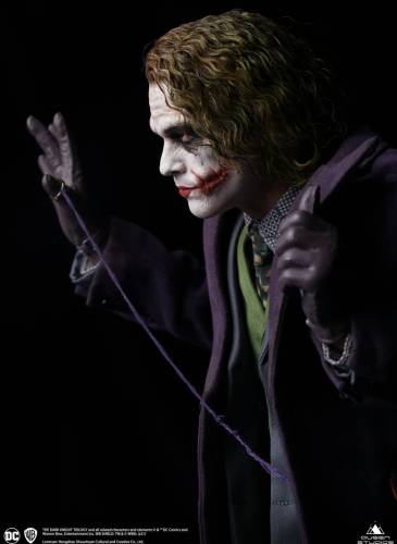 Queen Studios The Dark Knight Heath Ledger Joker 1:4 Scale Collectible Statue - 3