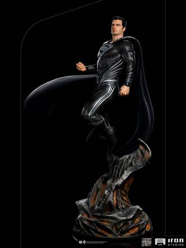 Superman Black Suit Statue by Iron Studios Zack Snyder’s Justice League – 1:4 Scale Legacy Replica - 2