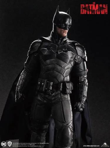 The Batman 1/3 Statue - 3