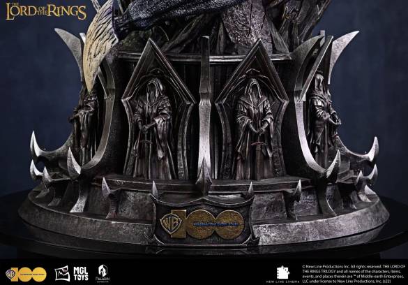 The Lord Of The Rings:Witch-King & Fell Beast 1/4 Scale Statue - 6